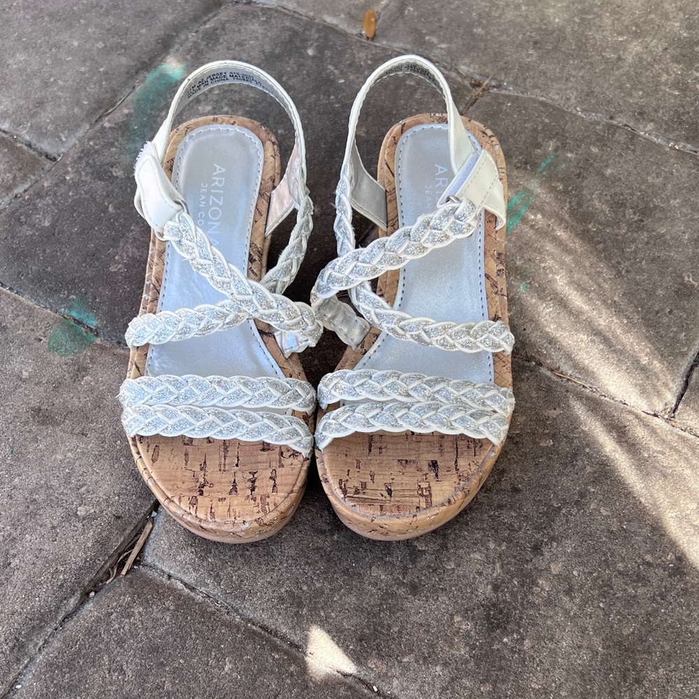 Arizona toddler size 11 heels